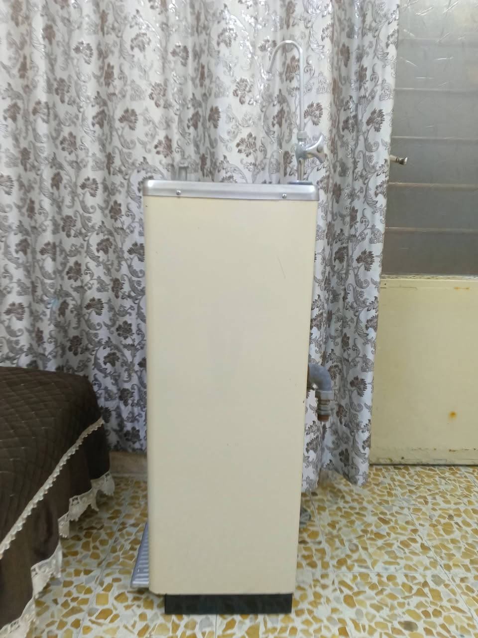 السلام عليكم ورحمه الله وبركاته جبنالكم تحفه فنيه من أندر النوادر احلا براد نشنال ياباني اصلي مل ماسسه ابلاديه عل وضع الشركه غير داخل تصليح شرط الشغل شرط النظافه كامله ما بيها اي نقص أو عيب للبيع السعر خاص مكاني موصل يوجد توصيل جميع محافظات العراق وا هذا رقمي للتواصل ***********

