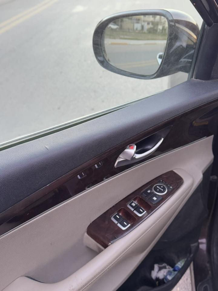 سلام عليكم
كيا سورنتو موديل ٢٠١٨ 

كلين بيها بارد بخشم البنيد وبارد بقبغ الجنطه 

تبريد قطعتين

داخل لونين اسود بيجي

دواخل صاج 

مكينه V6

7 راكب 

تحكم ستيرن جهتين

كروس سرعه 

شاشه

كامره خلفية 

درايڤ مود ( ايكو-سبورت-نورمل)

ماشيه 130 الف 

تحكم مري كهربائي

اشاير مري لد

بجم زنون 

بلوجتكر زنون اربع عدسات 

رقم بغداد دولي جديد

مكاني بغداد حريه 
سعر 187
0772 433 0430
