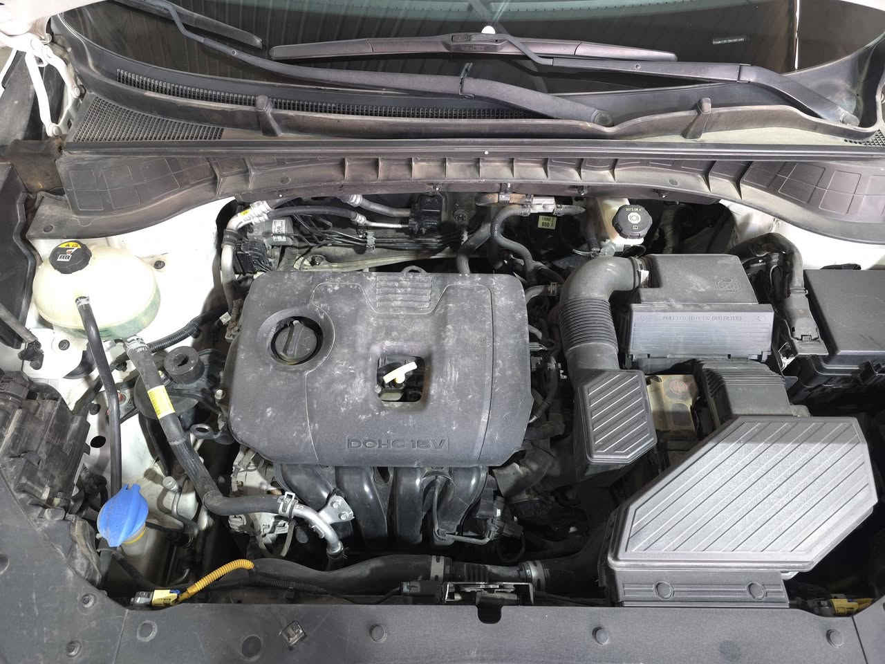 توسان موديل٢٠١٩ خليجي كاصد خمس عدسات فول عده الفتحه بيها تبديل بابتين الصدل وخلف الصدرنفس الون بدون صبغ اثر طخه بصيطه مكينة  ٢٠٠٠ دوش 🚿 ماشيه ٩٦ كيلو تخم تايرات جديد صدر جديد باتري جديد   وصور كلشي بيها شوف الصور والفديو 
مكاني البياع السياره بسمي وجديده  وخير من الله السعر ١٨٣ اتصل على الرقم ***********
