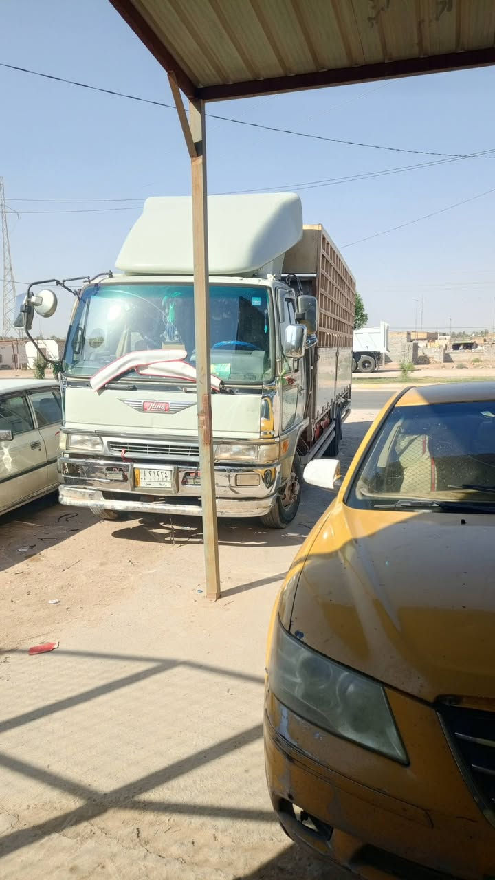 سلام عليكم سياره للبيع هينو موديل ٩٦ مكفوله كفاله عامه *********** محجر موو وياه
