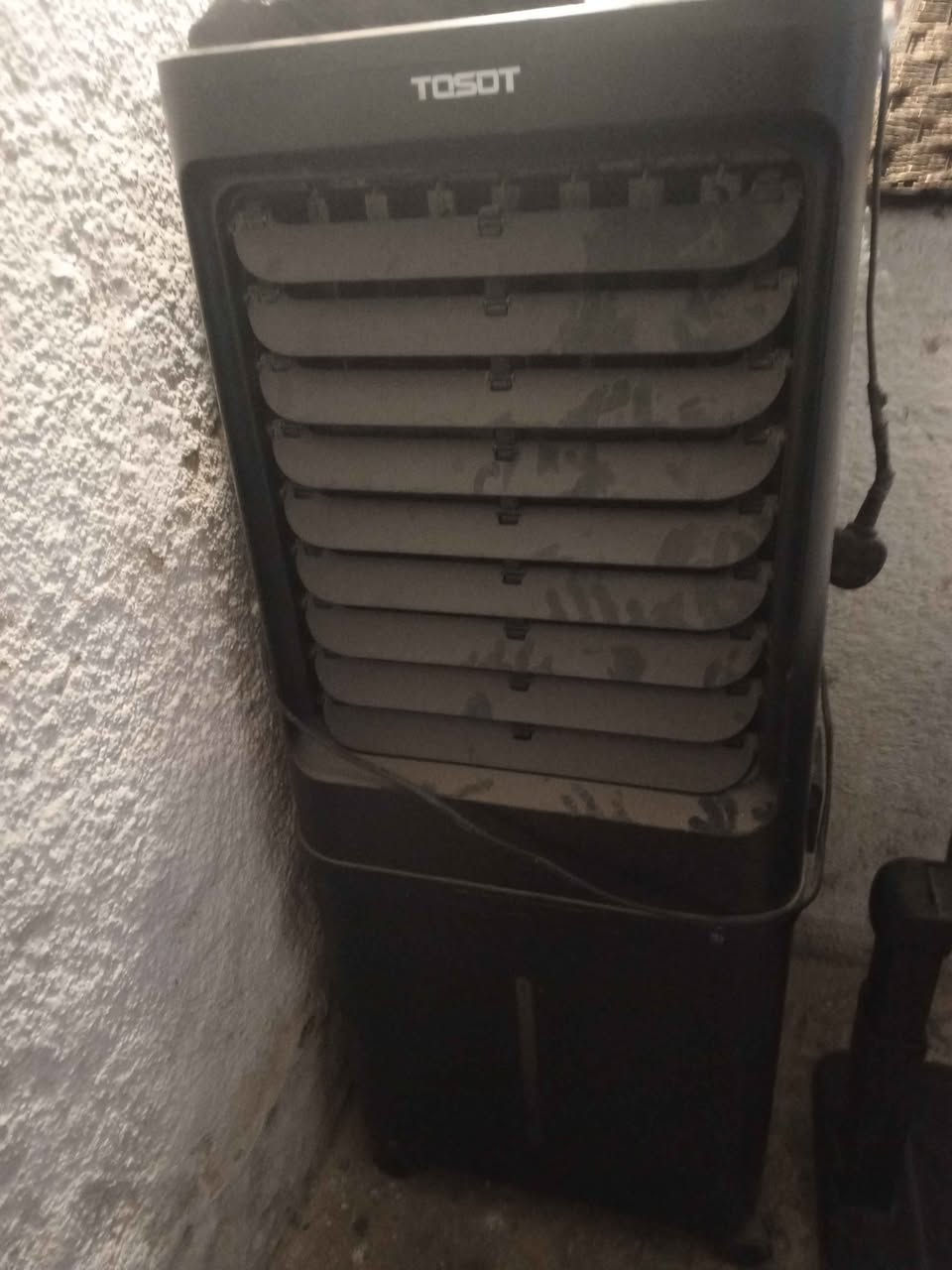 سلام عليكم مبردة كونفيرا للبيع أربع سرعات ريمونت باردة اتصال *********** بغداد, العراق
