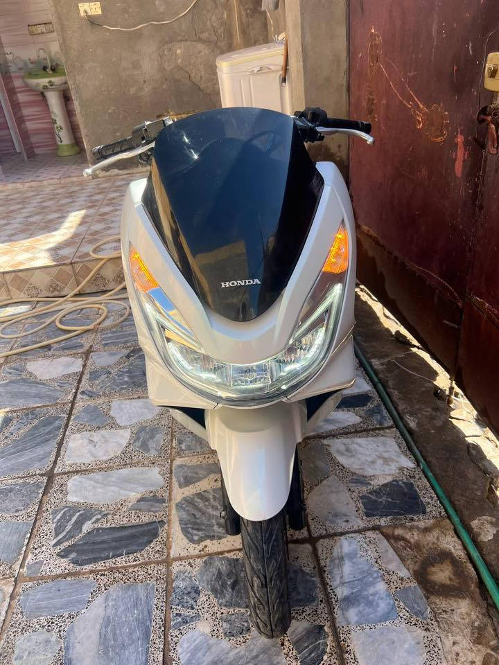 السلام عليكم دراجه pcx جيل الثاني ياباني مكفول محرك مامفتوح المكان ماشيه 60 ألف  المكان كوت السعر تصال ع رقم التالي 
***********
