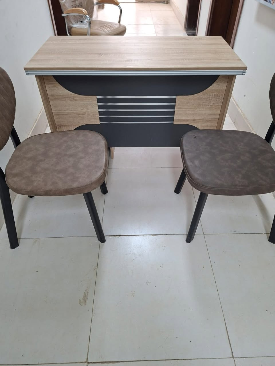 مكتب كامل السعر ٣٠٠ للحجز خاص


**إذا كنت صاحب هذا الإعلان وتريد حذفه لأي سبب، رجاءا أرسل رسالة إلى الدعم الفني**