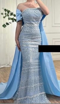 ملابس • مقاس ٤٠/٤٢ • توصيل لكل العراق