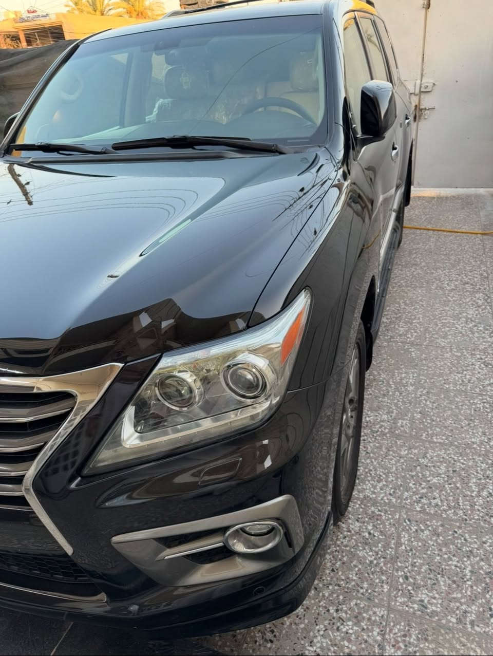 لكزس 14 S بريم
موصفات لكزس معروفه فول الاخير 
✔️ 
سياره مكفوله عدا نص دعاميه اماميه صبغ فقط 
سياره كلش حلوه وجديده رقم سليمانيه

سعر 420 
مكان الحله 
***********
