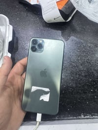 آيفون ١١ برو ماكس • ٢٥٦ • ميشتغل