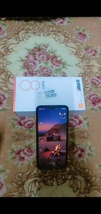 ريدمي  8  ذاكره 64 نضيف ستعمال قليل  السعر 80 وبي مجال الرقم الهاتف 07...