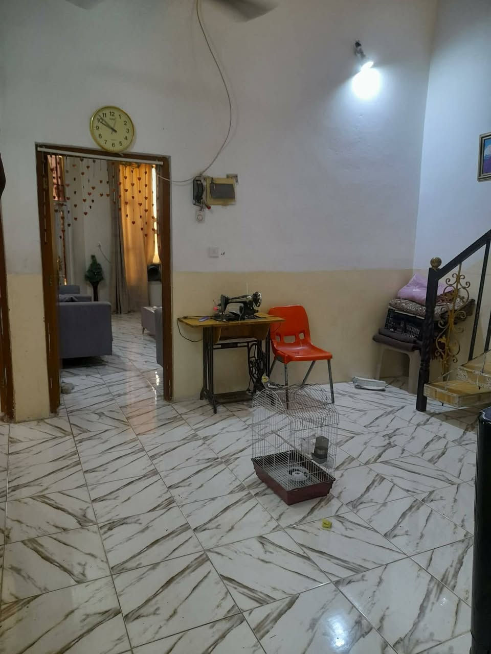 السلام عليكم
مشتمل للبيع المساحه ١٢٥ متر
الموقع حي العسكري شارع بيت افظاله
التفاصيل اتصل أو مراسلت الصفحه
***********
