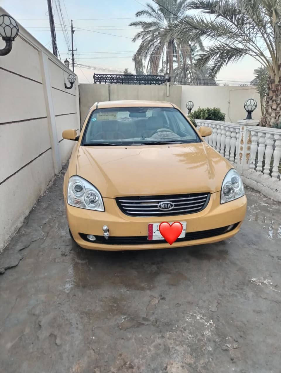 للبيع أوبتما مديل 2006خليجي سياره صبغ عام بدون ضربه وبدون معجون مجرد صبغ فقط مكينه 2400 دوش مكينه كير مكفولات لا فتح ولا ايشي شواصي كفاله صدر امامي خلفي جديد تخم تاير جديد سياره برغي مبيها نقص كامله مكمله كبل لشارع 
سياره جديده كلشي بيها شركه رقم بغداد ب اسمي تحويل ثاني يوم سعر خاص او اتصل ع رقم والرد سريع متواجد واتساب *********** مكان السياره بغداد
