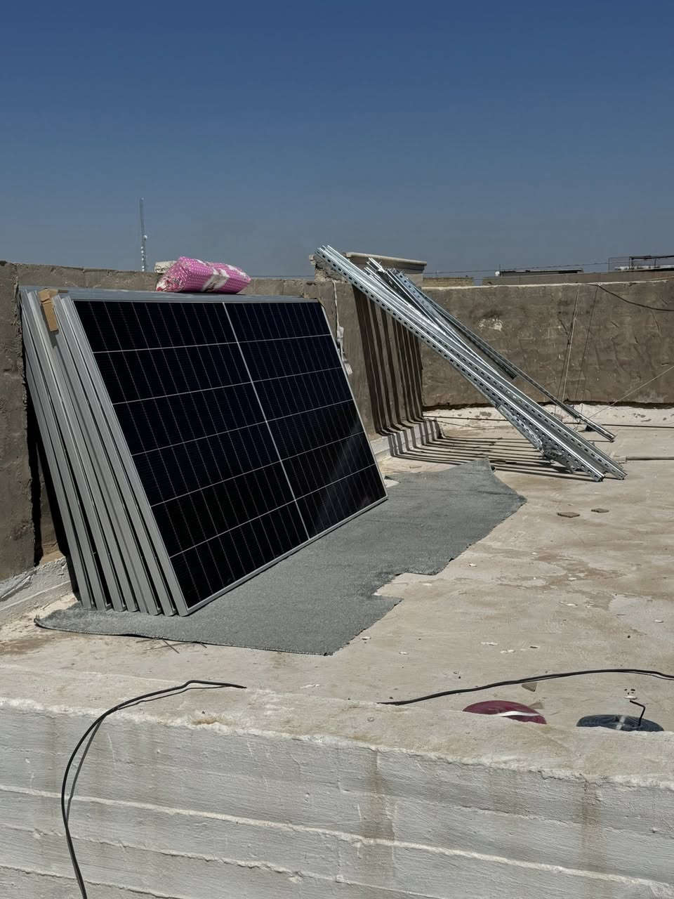 ⚡ 2026 من القمّة نبدأ! ⚡

سنة 2025 كانت مليانة إنجازات 💪
ركّبنا منظومات طاقة شمسية بمختلف المحافظات،
ومن أهمها أكبر منظومة في قضاء المسيب – 150 أمبير – 3 فيز 🔌

هسة نفتح صفحة جديدة بطموح أكبر وشغل أقوى 🚀
خلوكم ويانه، القوي جاي ☀️🔋

📞 ***********
📍 بابل – المسيب – طريق سدة الهندية – قرب محطة وقود الميقات – داخل مجمع النهرين للأجهزة الكهربائية

#طاقة_شمسية #الطاقة_المتجددة #المحترف_للطاقة_المتجددة #المسيب #بابل #SolarEnergy #RenewableEnergy #GreenEnergy #CleanEnergy #SolarPower #EnergySolutions #2026Goals #IraqEnergy
