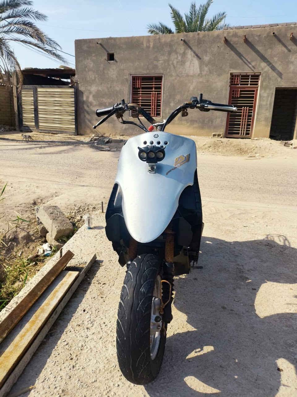 سلام عليكم دراجه تسعه لبيع دراجه نضيفه وكله شغال وغراضه كامله مكان البصره المدينه سعره 200وبيه مال وباقي تفاصيل يم  ***********
