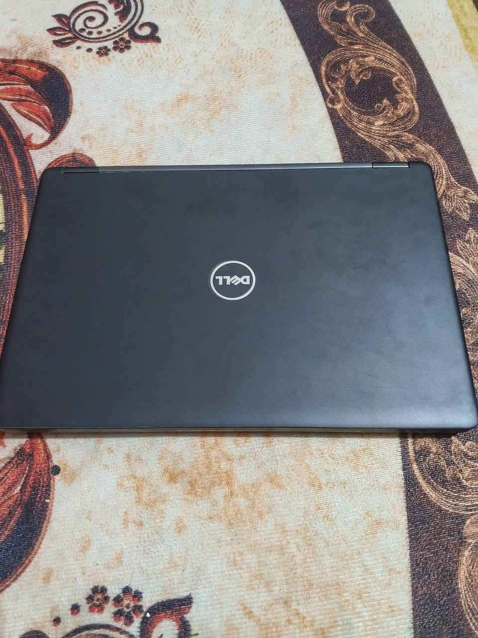 سلام عليكم 👋
لابتوب dell الامريكي للتصفح والدراسه والعمل البسيط 

مواصفات الجهاز
I5 6500U
Intel (R) HD Graphice 520
Ram 8 G
Hard 265 GB SSD

جهاز باله نظيف ينفع للدراسه والتصميم الخفيف والتصفح والشغل البسيط
ويانه شاحنه فقط

السعر: 175 الف وبي مجال 

العنوان: بغداد البياع تقاطع درويش 

للاتصال: ***********  متواجد علخاص
