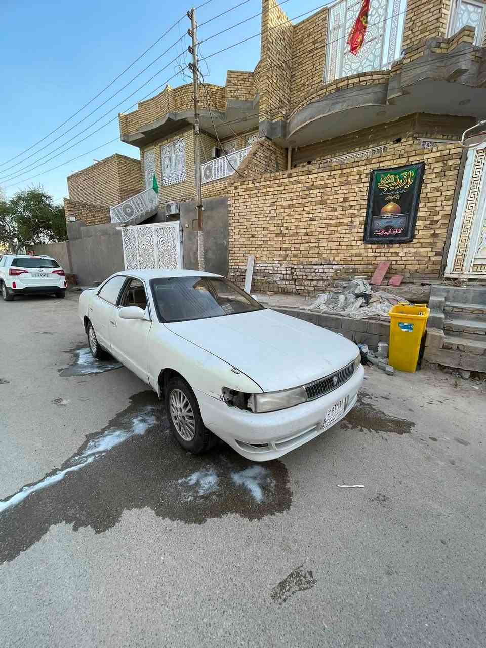 سلام عليكم احبتي
شيزر نفخ موديل1993

رقم بغداد بسمي مشروع وطني تحويل ثاني يوم سنويه لغايت 2027مكينه وكير ففتي ثنثن ونص تخم تاير حداده باتري داخل جديد سياره جارده عوزه سمكره وصبغ سياره كفاله من الكص والنقل والضربه برانكيت شركه احواض شركه ابد سعرها 28 بيها مجال قليل مكاني ناصريه الشطره ***********
