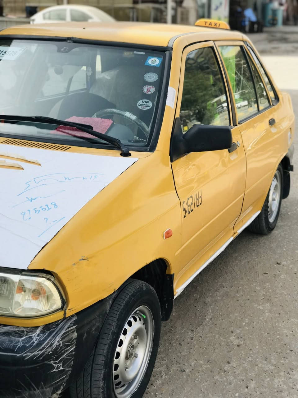 السلام عليكم سايبة 2014 بيه طخات بسيطه وسيارة كدام عينكم رقم انكليزي كربلاء جاهزه مابيهه اي نقص بس برغي الطبله مسولك يطلع صوت تختم تاير مكينه كير تبريد حلوه سياره مراوس فقط مراوس 
***********

الديوانيه
