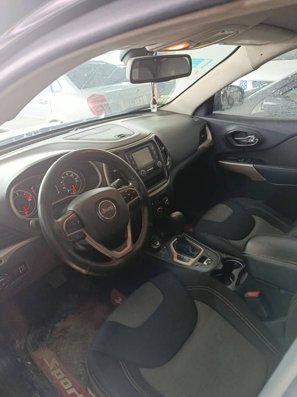 جيب كوباس موصل ٢٣ سيارة بيها قطعتين صبخ بشرط بدون معجون بدون دواخل كير محرك بشرط تحويل وكاله بشرط سياره حيل حلوه جديد مال جناي جاهزة مقدمه ٧٥ كل شهر ٣ سعر حسب انتفاق اي استفسار انتصل ع رقم *********** خاص مغلق اقصاد بس اهل موصل فقط خابرني انطيك كل تفاصيل
