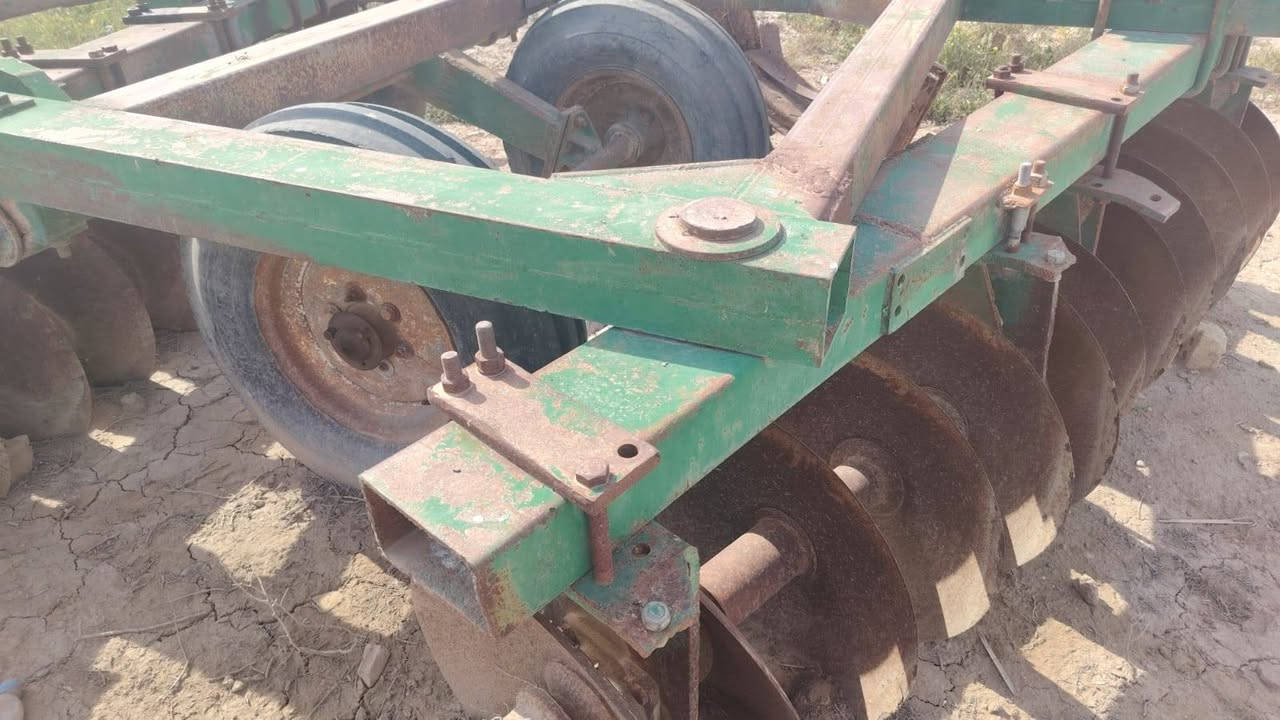 دسك البيع ديالى بلدروز السعر ثلاثه ملايين وبي مجال ***********
