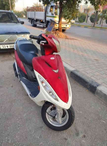 سلام عليكم شباب دراجه كامكو جي 4 للبيع دراجه كلشي شغال ممفتوحه اي ستفسار خاص مكاني حي زهراء *********** 
سعر 375
