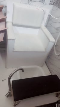 للبيع العنوان بغداد للاستفسار ٠٧٧٣٤٥٧٠٧٩٧