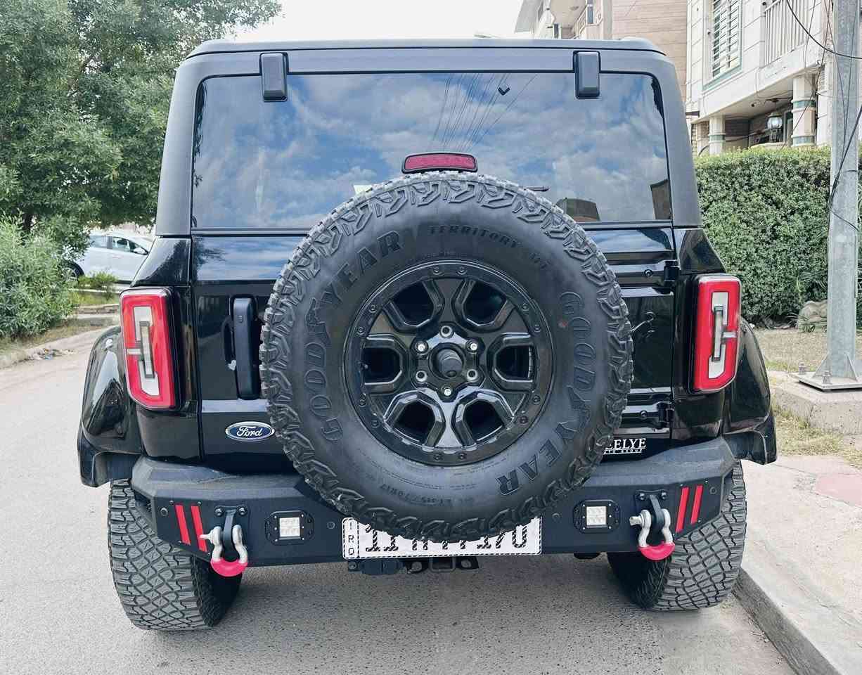 السلام عليكم فورد برنكو فئة ولت تراك موديل  2022 سته سلندر 2.7 توين تيربو لون اسود مزوده دعاميات وبدي رابتر شاشه كبيره خمس دكم اربع كامرات محيطيه بيه هوايه مواصفات ومميزات السعر 38000$  
اتصال /   ***********
