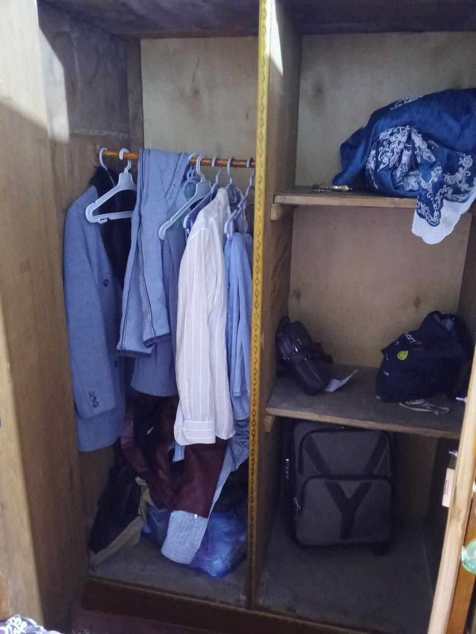 كنتور بابين للبيع بوفيه بابين نظيفات العنوان كربلاء هاي الرساله *********** اتصال الرقم او واتساب
