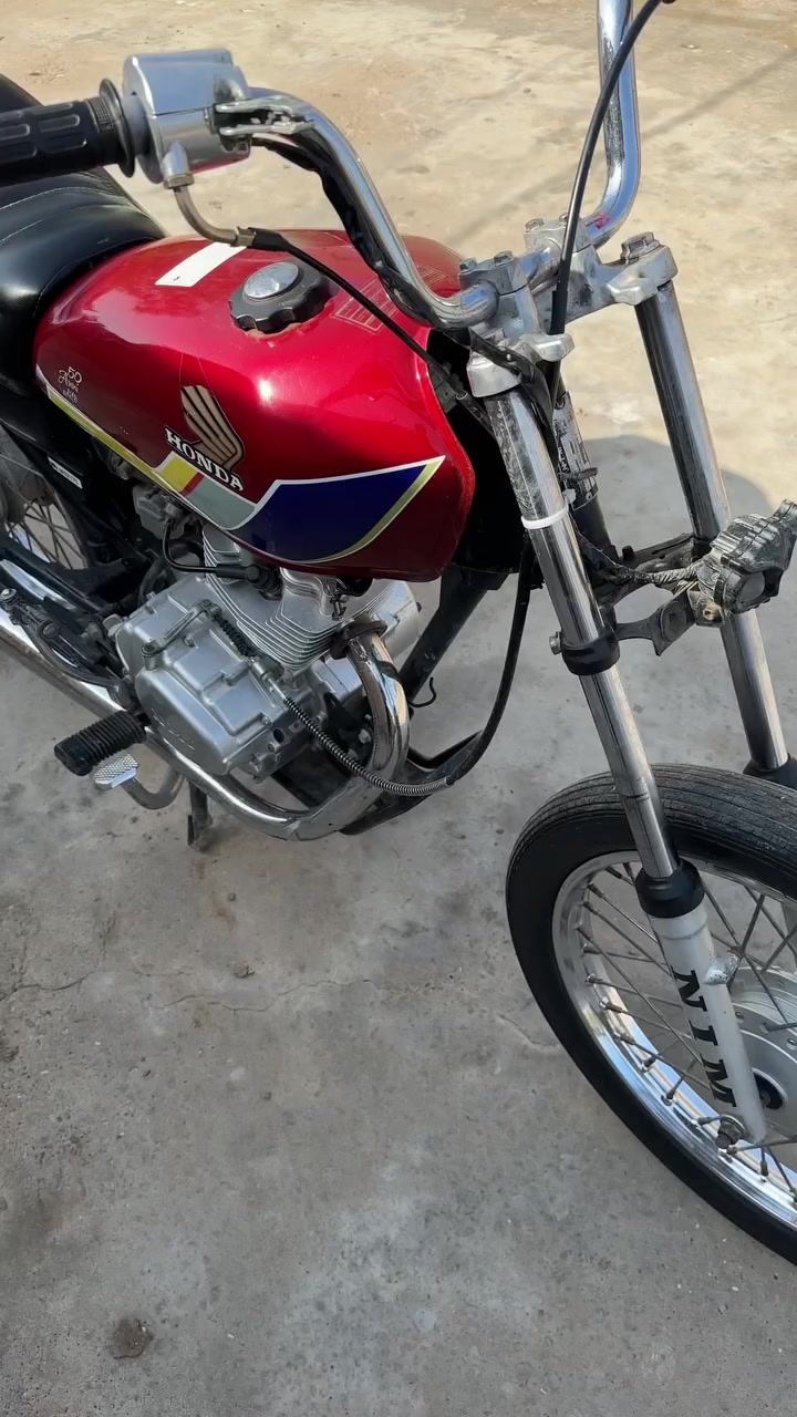 سلام عليكم للبيع دراجه اربعه كير شاصي 21 تعميره 24اوراق استنساخ متواجد فيسبوك
***********
