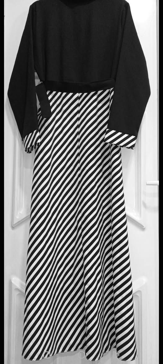 فستان قياس ٤٢
بشت يلبس من قياس ٤٠ لي حد ال ٤٦
مع ملفع 
نضاف حيل
كلم ب ١٠ الاف


**إذا كنت صاحب هذا الإعلان وتريد حذفه لأي سبب، رجاءا أرسل رسالة إلى الدعم الفني**