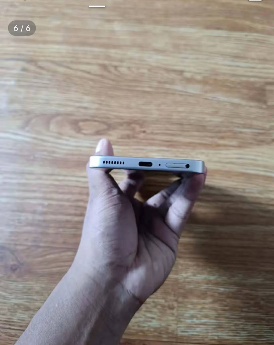 السلام عليكم جيتي 30 برو مستخدم نضيف نضافه 90 % كارتونته موجوده فقط شاحنه مابي للبيع السعر 300  وبي مجال توصيل ماعندي مكاني بغداد الشعب الخاص مفتوح


**إذا كنت صاحب هذا الإعلان وتريد حذفه لأي سبب، رجاءا أرسل رسالة إلى الدعم الفني**