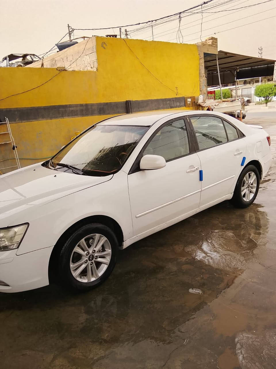 ​🚗 هيونداي سوناتا 2009 (خليجي) للبيع 
السلام عليكم إخوان.. لغرض البيع سوناتا موديل 2009 بمواصفات ممتازة ونظيفة جداً:

​📋 الرقم والتحويل: رقم أربيل، السيارة بإسمي والتحويل مباشر وبدون أي تعقيد.

​⚙️ الوضع الميكانيكي: قير، محرك، تبريد، حدادية.. كله جاهز ومضبوط 100% (سيارة مال مستخدم).

​: السيارة نظيفة ومصبوغة صبغ عام، وبيها ضربة على صفحة ومصلحة ومرتبة.

​💵 السعر: المطلوب 82 ورقة (وبيها مجال للشراي الطيب).

​📍 مكان التواجد: الانبار - الفلوجه 

​📞 للتواصل والاستفسار:

***********

***********
