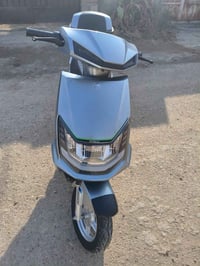 دراجه شحن للبيع 6بطاريات الشراي يتصل على الرقم السعر خاص 07882861925