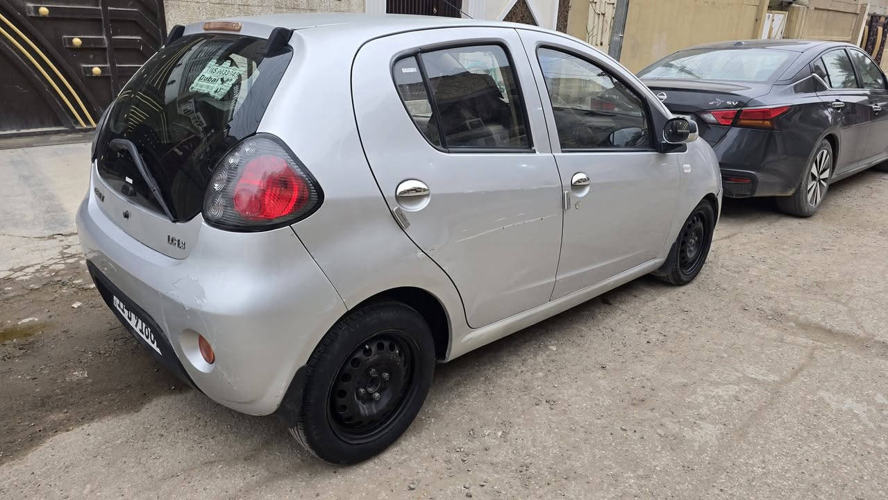 2012       ( 48 ورقة )
ماشية 85 الف ... بدون ضربة
***********
