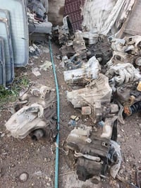 عشر سيارات • عاطلات • بغداد