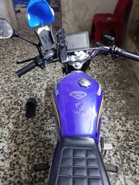 لبيع بغداد جميله اخت زيرو مستخدم قلي سعر ٨٠٠ بيه مجال قليل 07751599129...