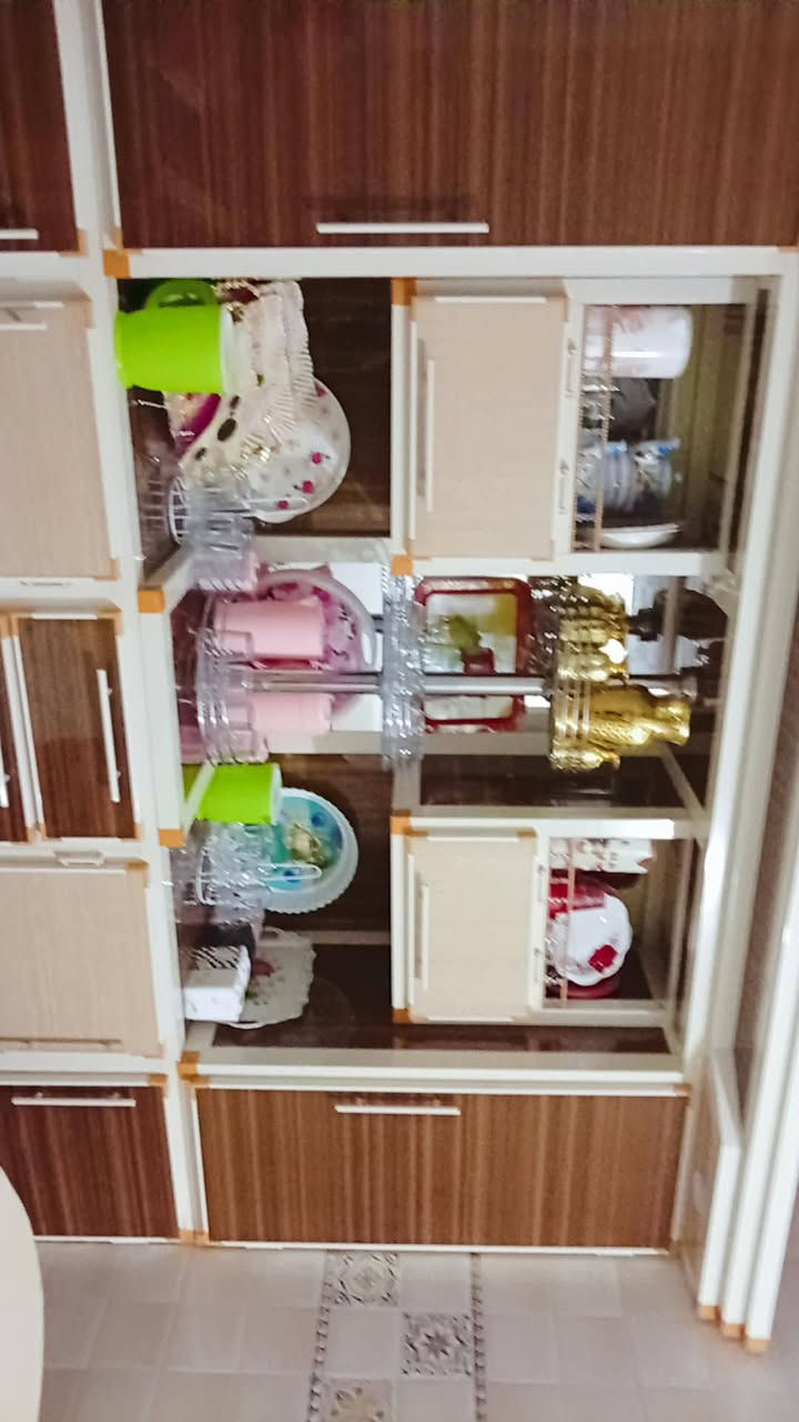 كاونتر لبيع تزكام نضيف سعره 600وبي مجال قليل العنوان حي العسكري نهاية شارع ستين وره المشروع البو جاسم شارع الملعب مقابيل المولد  ***********وغرفه لبيع  بعدهي جديد سعره واحد وربع
