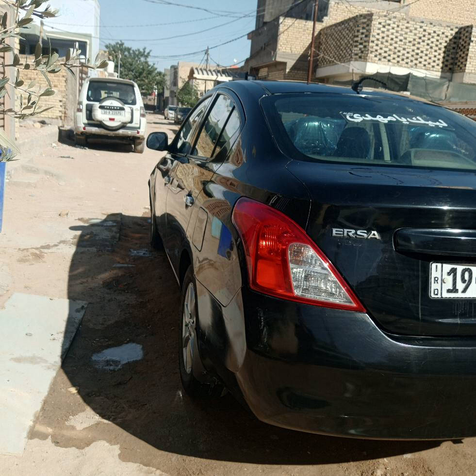 للبيع او المراوس ***********
سلام عليكم نيسان ڤيرسا 2012 رقم كربلاء الجديد راعيه يمي بل كوفه تحويل ثاني يوم هزه جديده سنويه جديده 
سياره محرك جديد ما مفتوح تخم تاير كهربائيات سياره حلوه وكاعده 
ماشيه ١٦٦ حداديتها ٦٠٪  حادثه من امريكا جاملغ بدون داخل شرط
وبيه صبغات بل عراق اثر جراد ودحجات
شواصيها مكفولات لغود تكم قماره حوض كله مكفول وعل فحص 
سعرها ٧٥ وبيه مجال 
سياره مواصفاته SV تحكم ستيرن/ اربعة جام كهرباء/ اوتماتيك/ ويل كب / مري كهربائية  / يدات نيكل / شباج نيكل 
تحياتي للجميع ❤️ النجف, العراق
