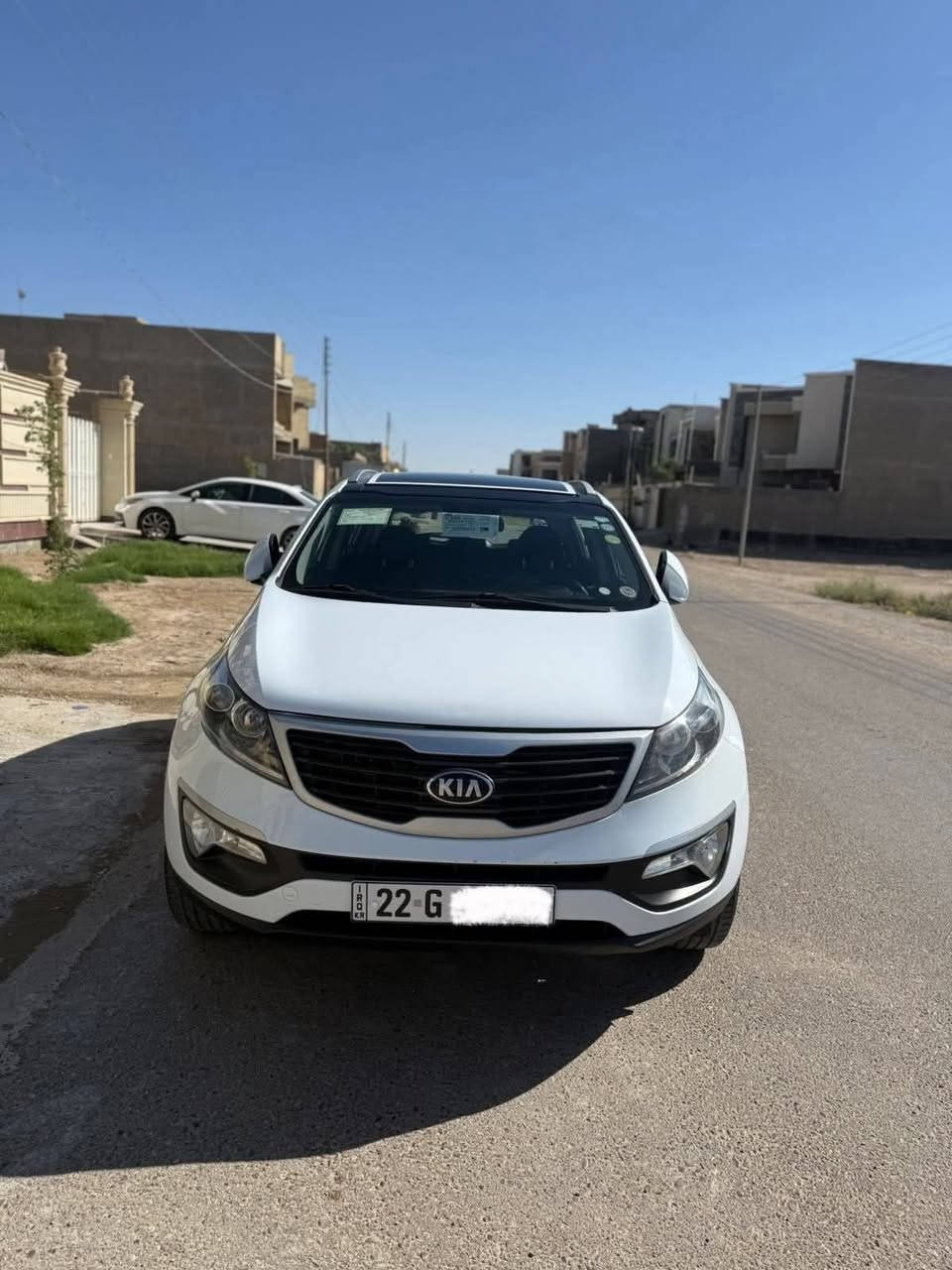 للبيع كيا سبورتج ٢٠١٤خليجي مكفوله كفاله عامه بدون صبغ بدون تبديل بيها بارد اربع اصابع ما مبين رقم اربيل الجديد وهزه جديده باسمي تحويل ثاني يوم سيارة احله من الصور محرك كير شرط مكفول بدون فتح محرك ٤ سلندر دوش تخم تاير وصدر كله جديد ما تصرف عليها الف جاهزه للاخير 
مواصفات 
بانوراما وتحكم ستيرن ثلاث جهات وخمسه ويل كروم
شاشه وكامره وحساسات خلفيه وحساسات وبعد بيها هواي موصفات السعر١٤٥ وبيها مجال مكان السياره الرمادي للاستفسار ***********
