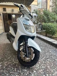 دراجة سكنس نثيه ياباني استاند صفح كهربائي مزوده بيه كور بصمة بيه كلجات...