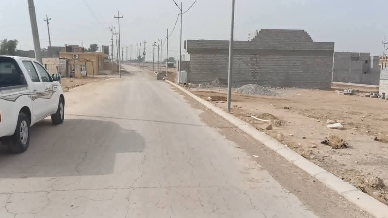 🏠 *حصرياً للبيع - قطعة أرض سكنية في القوسيات*
- *المساحة*: 100م+ 
- *الأبعاد*: واجهة 5م × نزال 20م
- *السعر*: 12 مليون (بيها مجال)
- *السند*: زراعي 25، حق التصرف، تتكاتب معاملة شرعي
- *الخدمات*: ماء، كهرباء، تبليط، بناء كامل، وصل تمليك
- *الاتجاه*: تجاه شروق
- *العنوان*: القوسيات، مدخل جمعية النخيل والزراعة
- *للتواصل*:*********** (واتساب أو خاص)
