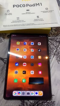 Poco Pad m1  المواصفات:  ذاكره 256   16رام  شاشة كبيرة 12.1" 2.5k ,120...