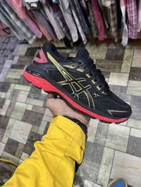 ازيكس بالة اصلي قياس 40 توصيل جميع محافظات  واتساب 077711134388