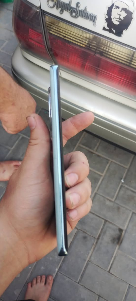 هونر x9c الجهاز نضيف جدآ مال معاتب استخدام شهر واحد كاترونه وشاحنه وياه
*********** تواصل على هاذ الرقم  السعر 360

