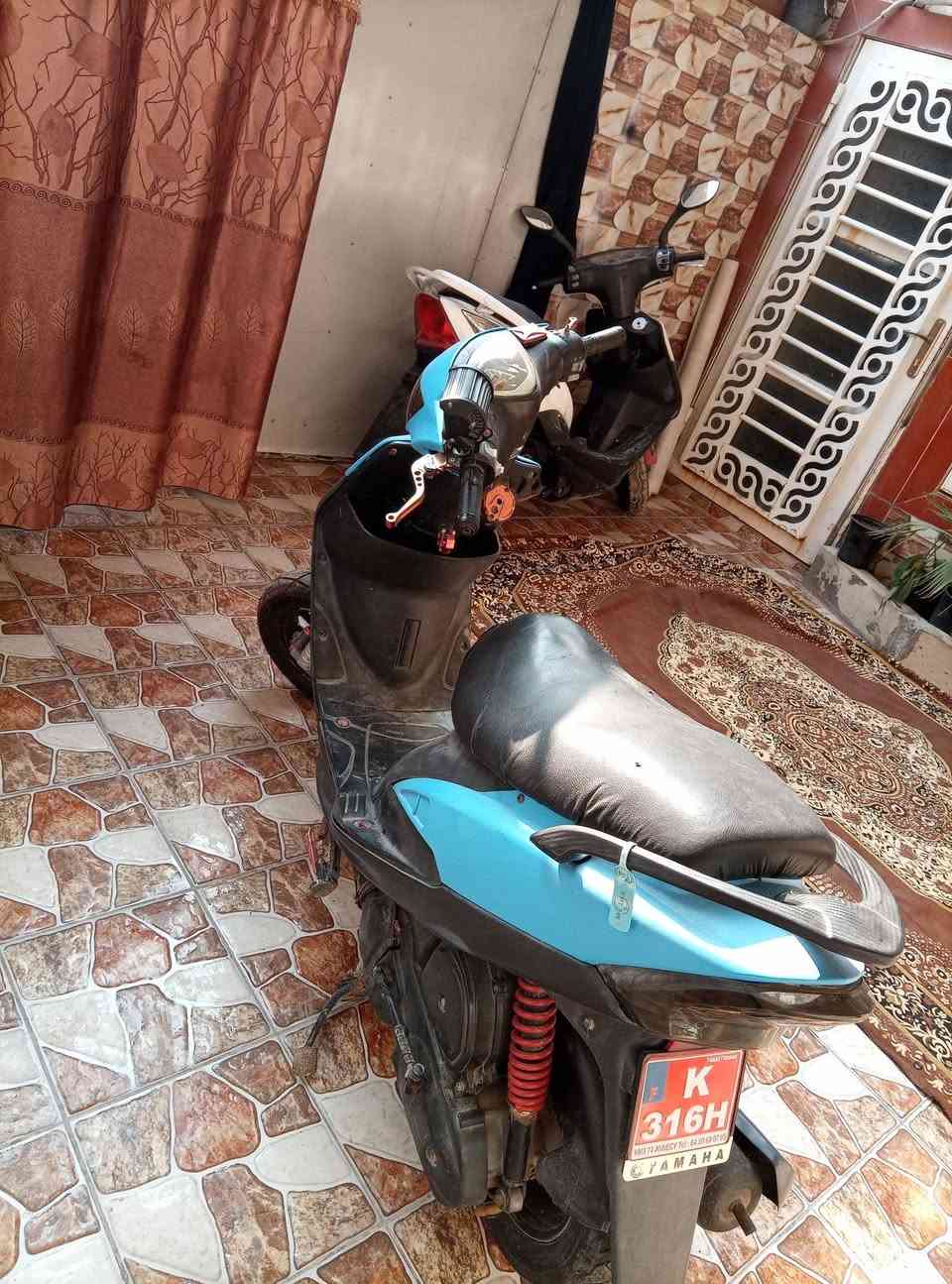 دراجه ماكس نظيفه جدا للبيع جاهز ة بكل مواصفاتها العنوان بابل مركز الحله سعر البيع 500 وبيه مجال للإتصال على الرقم التالي ***********
