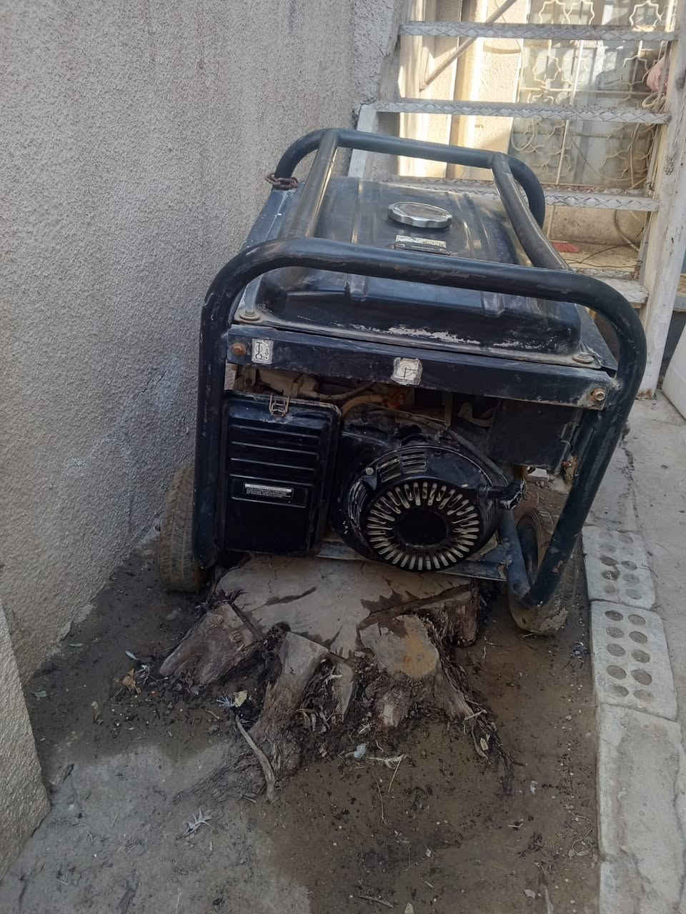مولده 5كيفي جديده ما داخله تصليح 
ناقصها فقط باتري سعرها 250
للتواصل خاص)@للجميع


**إذا كنت صاحب هذا الإعلان وتريد حذفه لأي سبب، رجاءا أرسل رسالة إلى الدعم الفني**