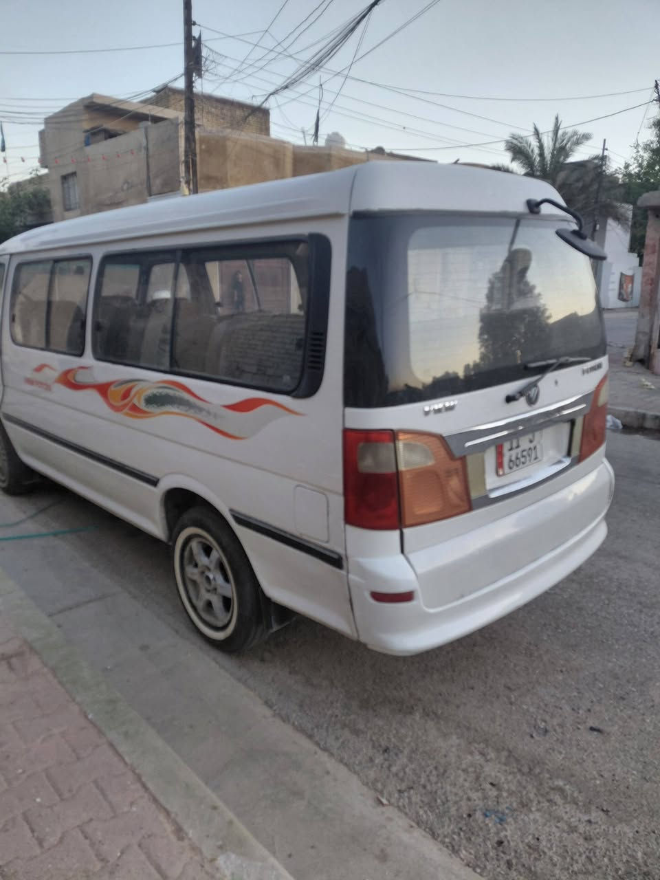 سلام عليكم فتون لموديل ١٧ سياره بسمي مصفر هيه غرامات لعنوان بغداد الحسينيه عوزه دوشمه فقط رقم تليفون *********** ميكينه كير خير من الله تخم تاير جديد عوزه دوشمه فقط رقم تليفون *********** ميكينه كير
