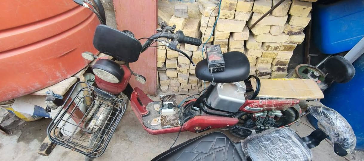 السلام عليكم بيع دراجة شحن بسعر150الف وبايسكل بسعر85الف وهذا رقمي ***********
