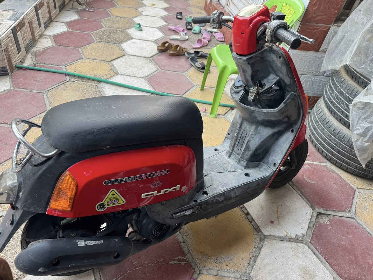 السلام عليكم 
ماكس بوليسي للبيع
محرك بلادي مامفتوح
كلها شغاله كهربائيات،هورن،اشاير،سلف،هندر
البريك الامامي فقط ماكو الباقي كله شغال والسعر 750 الف
العنوان قضاء المدينه 
***********
واذا اكو فورزه 0/10 مراوس بعد احسن
