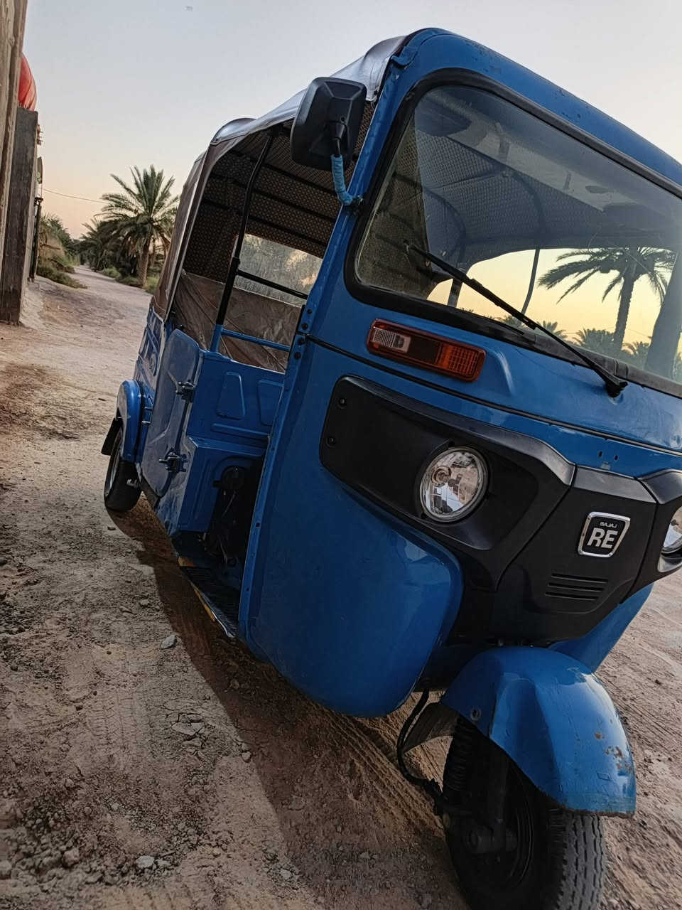 تكتك للبيع موديل ٢٢ رقم سنويه كفاله بيه طخات بسيطه مكاني كربلاء الحر سعره مناسب بيع مستعجل الشراي يتصل ***********
