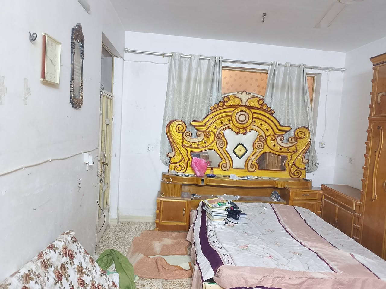 غرفة اخشاب عراقي وملحقاتها
كنتور ستة بيبان  .

الغرفه نظيفة المكان ،  بغداد الگريعات 
باقي التفاصيل بالخاص


**إذا كنت صاحب هذا الإعلان وتريد حذفه لأي سبب، رجاءا أرسل رسالة إلى الدعم الفني**