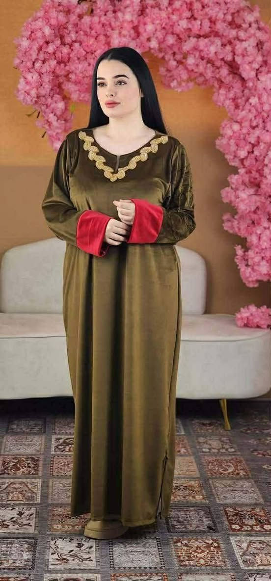 جبتلكم بيج✨ ازياء أم فضل ✨ عدها 
ألبسة نسائية راقية
أسعار مناسبة و خامه اصليه
جميع المقاسات و الألوان متوفره 
تراكات و دشاديش كلشي تحتاجوا راسلوا الصفحه
زيأء ام فضل 

📞للحجز والاستفسار
واتساب: ***********
