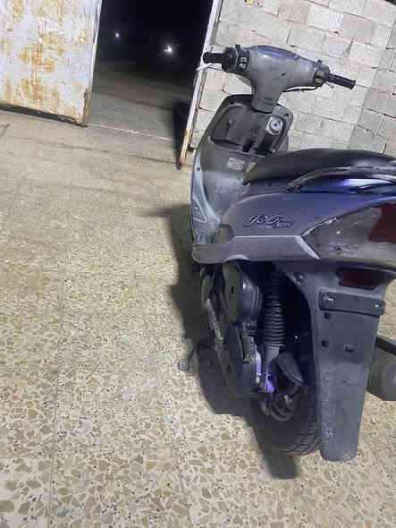 سلام عليكم دراجه ماكس منقولي مكفوله كفاله عامه اي نقص مابيه دراجه نضيفه صارله شهر من طالعه من الوكيل الستفسار خاص ***********
