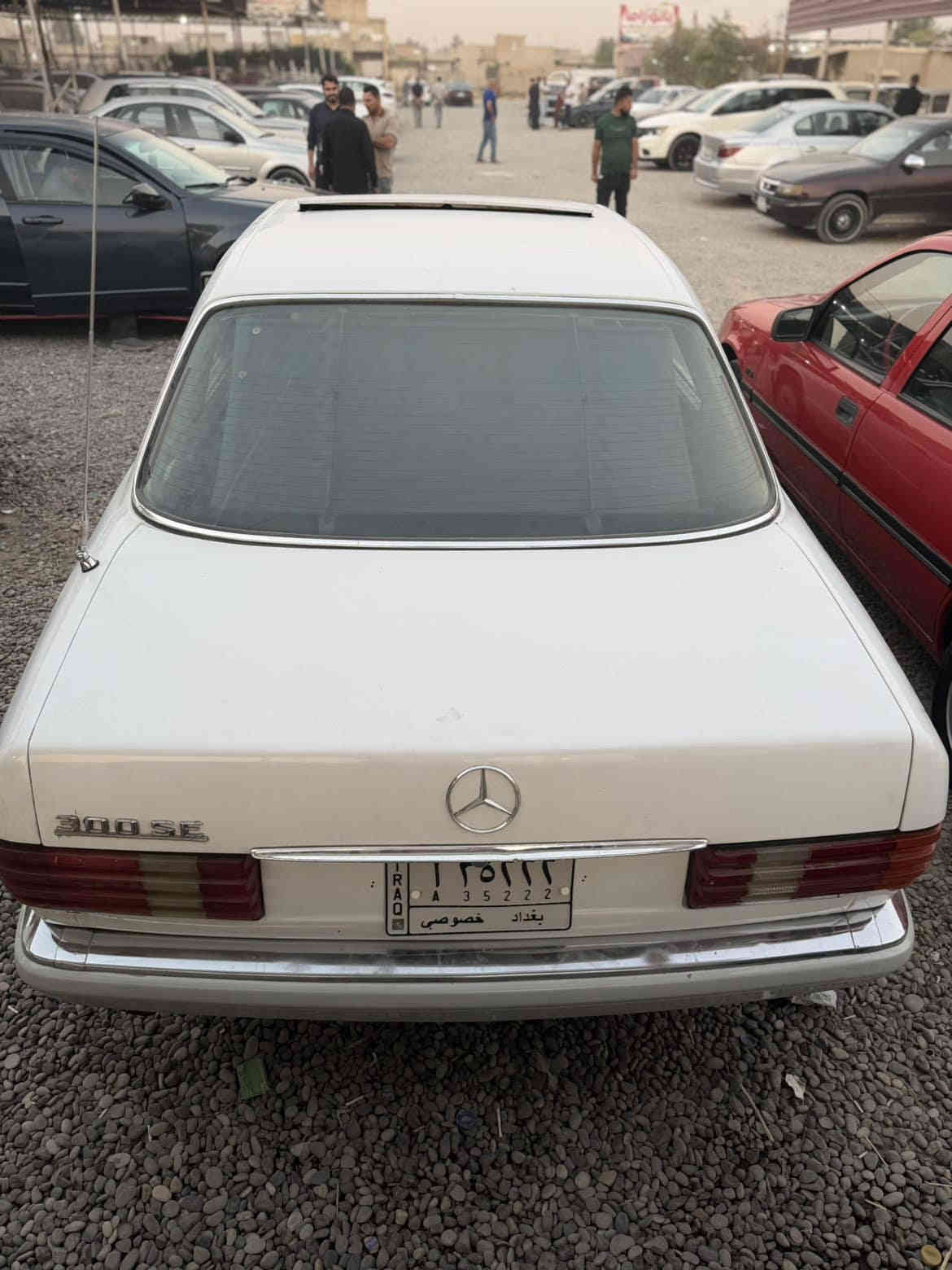 سلام عليكم ورحمة الله وبركاته
مارسدس 300 SE رئاسي للبيع
موديلها 1989
رقم بغداد شرط التحويل
سنويه نهايت الـ 26 
محرك وكير بطه او بشرط جدد
تبريد شغال
او كهرباياتها كلها شغاله جامات كهرباء
سستم سوت سماعات او شاشه
تشغيل عن بعد
السيارة بيها صبغ تصليحات ابيعك عام
وغرفتها حلوا كلش
السيارة عوزها شويت كماليات
للبيع او مراوس ىاب بي ام 540 او 740
سعرها 73 او بيها مجال بصيط كلش
رقمي ***********
